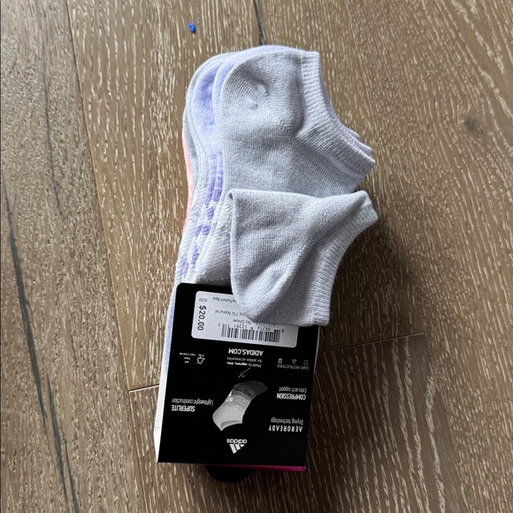 Adidas Women’s Superlite 6-pack no show socks - Picture 3 of 4